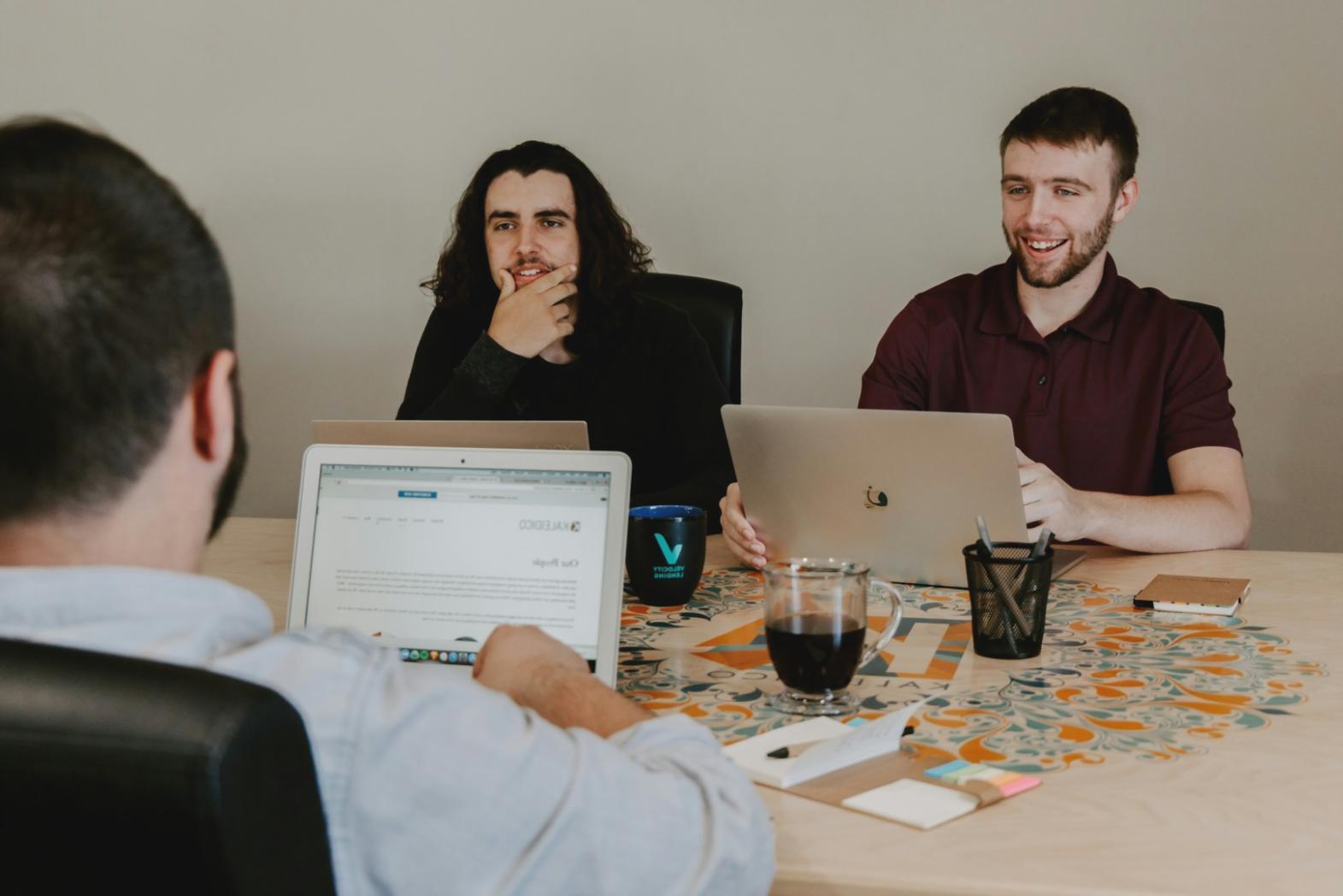 Proces de învățare prin practică la Polarynequix